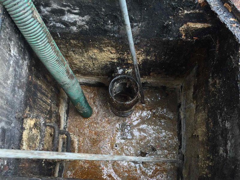 慈悲社隔油池清理